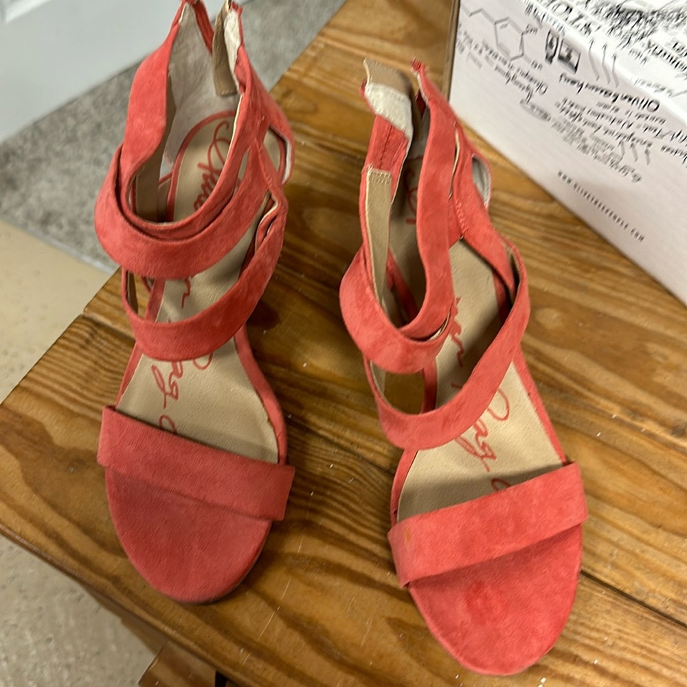 American rag coral sandals size 7